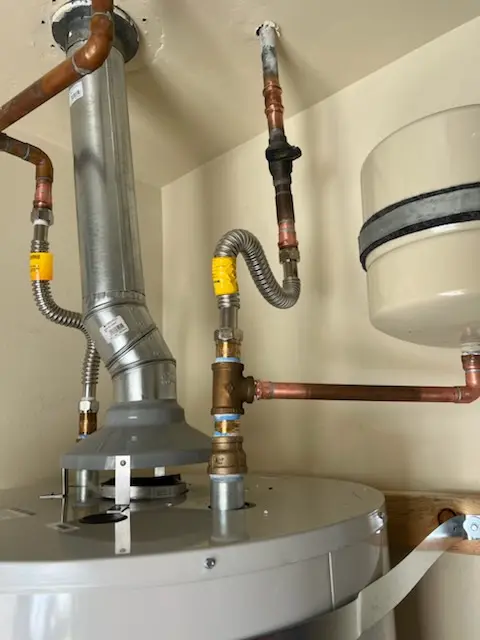 Water heater installation and plumbing repair in Vista Ridge